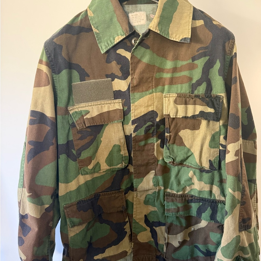 1982 Vintage U.S. Army Green and Brown Camouflage Field Jacket
